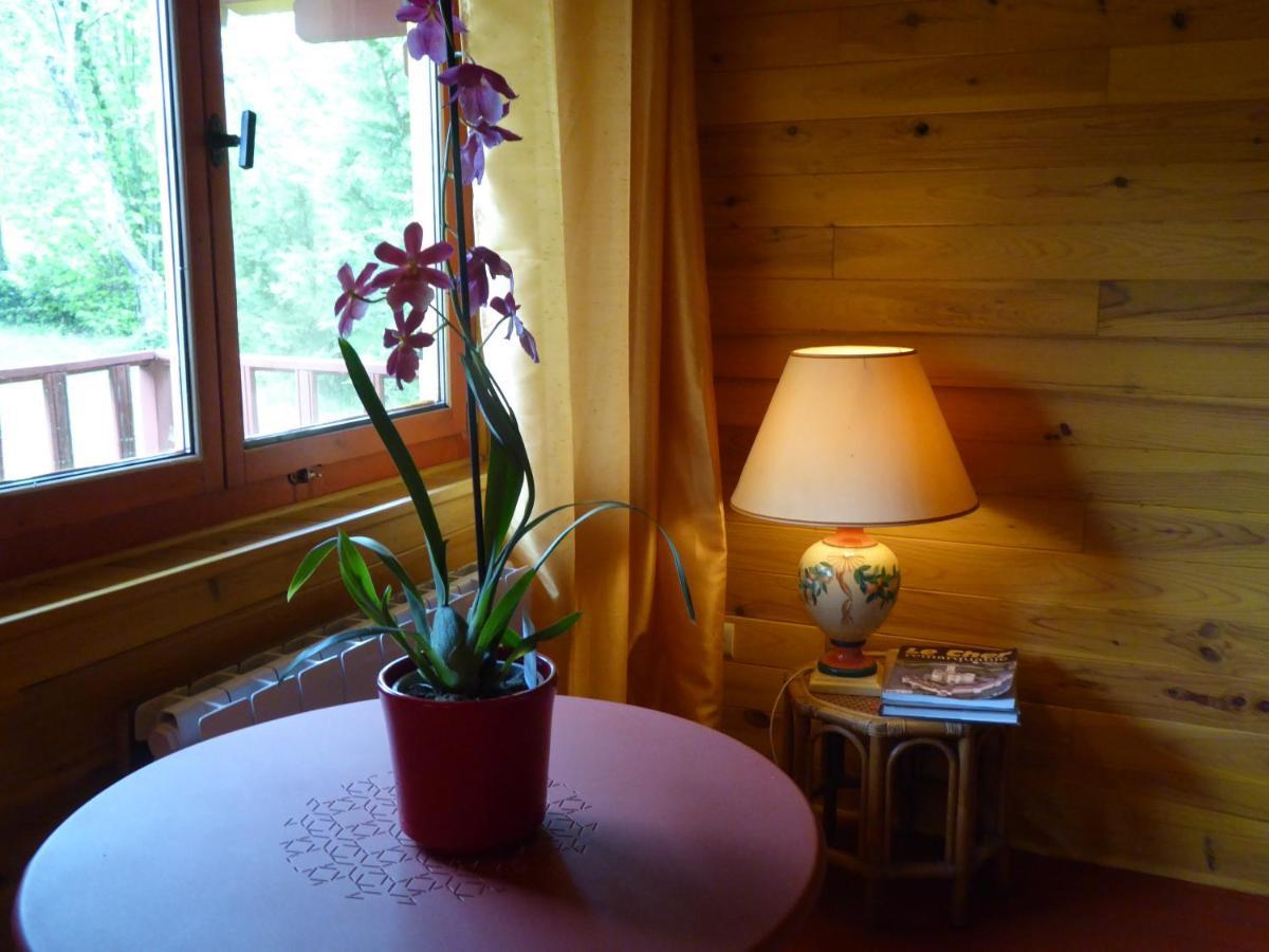 Chalet aux pied des vignes Montigny  Extérieur photo
